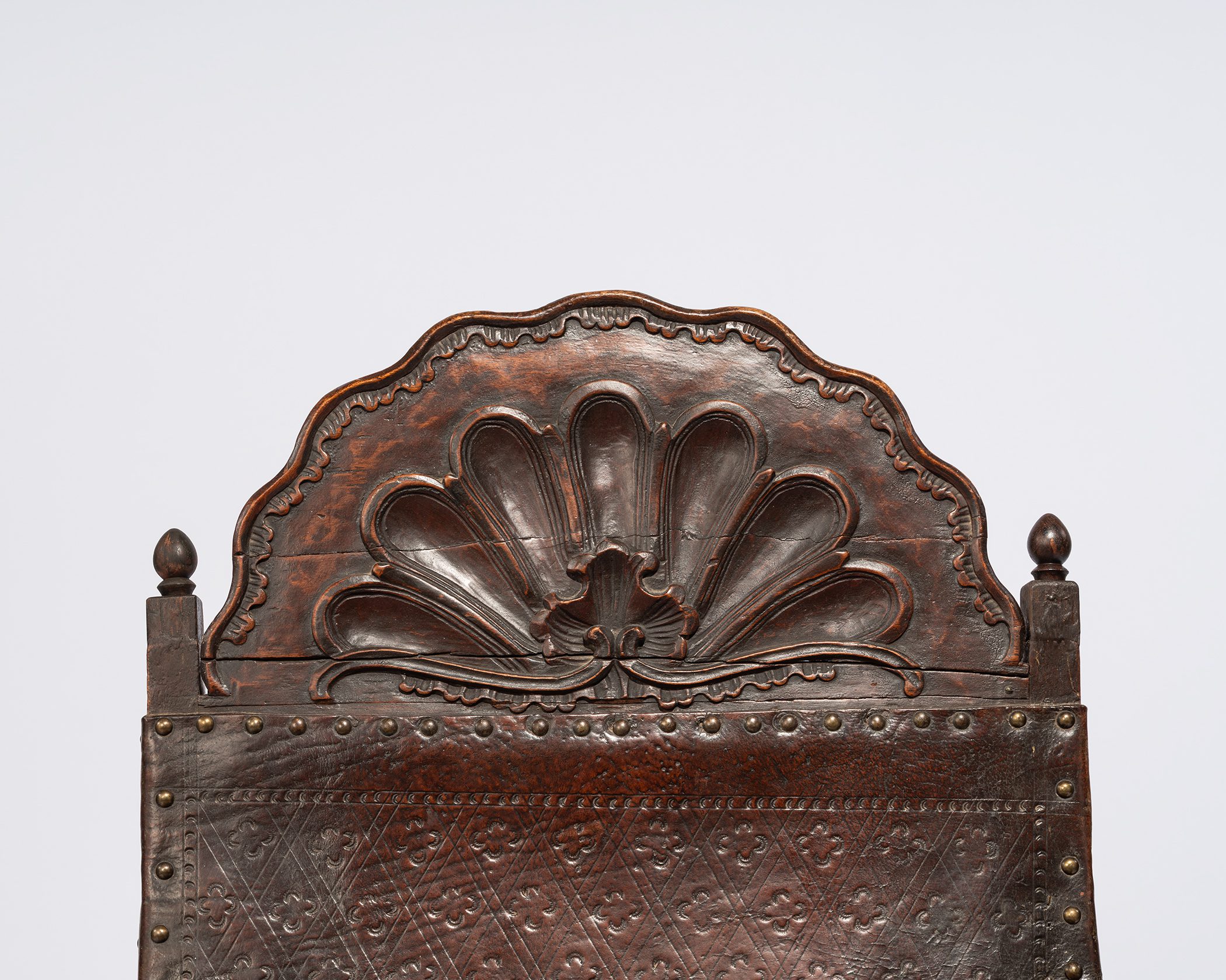 2022-0006_Crest_Detail